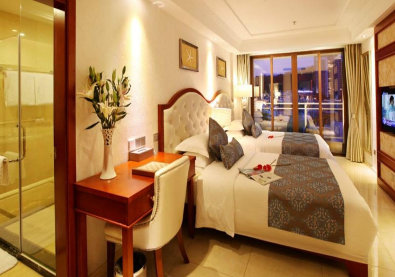 Century Grand Hotel Σανυά Εξωτερικό φωτογραφία