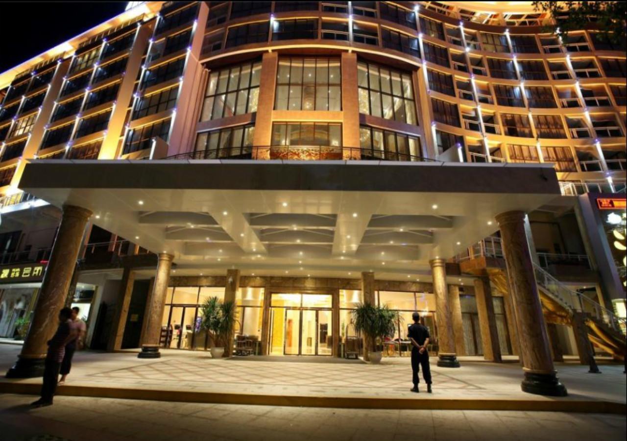 Century Grand Hotel Σανυά Εξωτερικό φωτογραφία