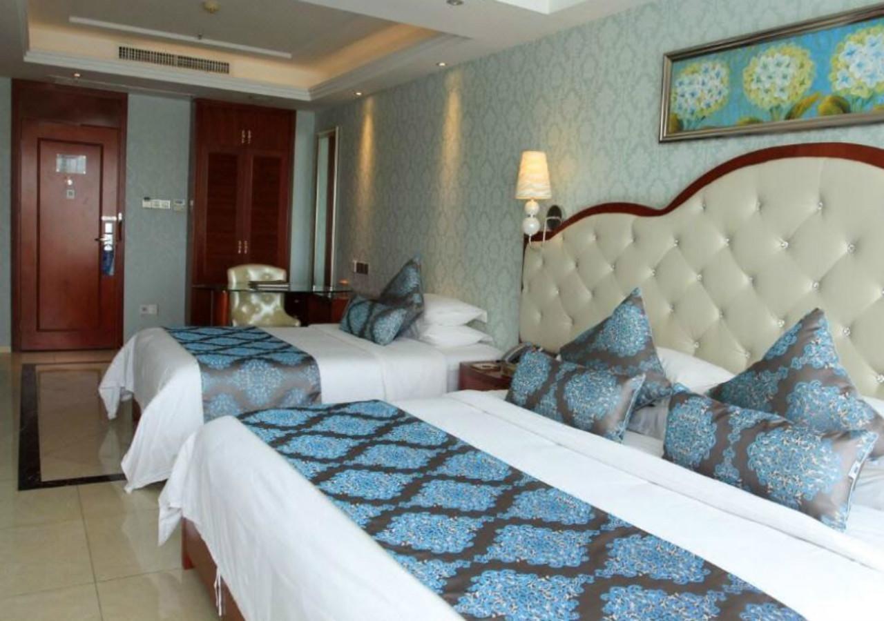 Century Grand Hotel Σανυά Εξωτερικό φωτογραφία